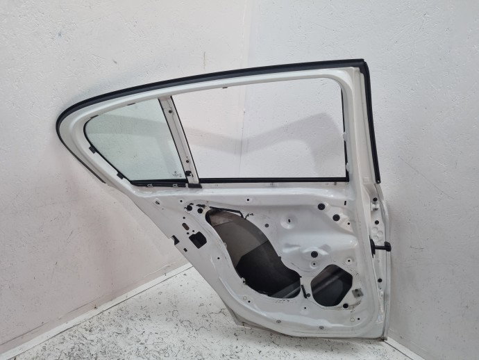 Usa stanga spate Bmw 1 (F20) [Fabr 2011-2017] Hatchback Facelift 300 Alpinweiss III
