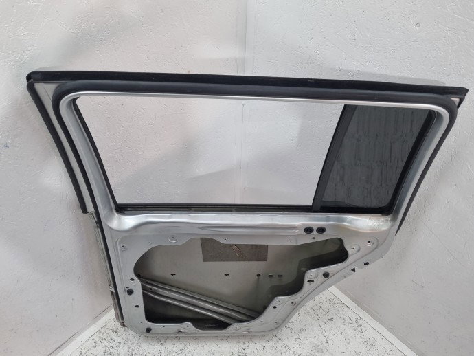 Usa dreapta spate Volkswagen Touran (1T3) [Fabr 2010-2015] LA7W