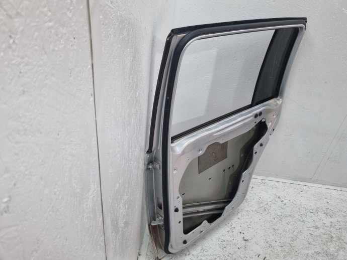 Usa dreapta spate Volkswagen Touran (1T3) [Fabr 2010-2015] LA7W