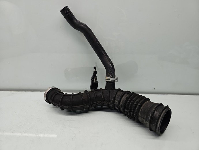 Tub admisie aer Dacia Sandero 2 [Fabr 2012-2020] 165764382R 0.9 Benz H4B 66KW / 90CP