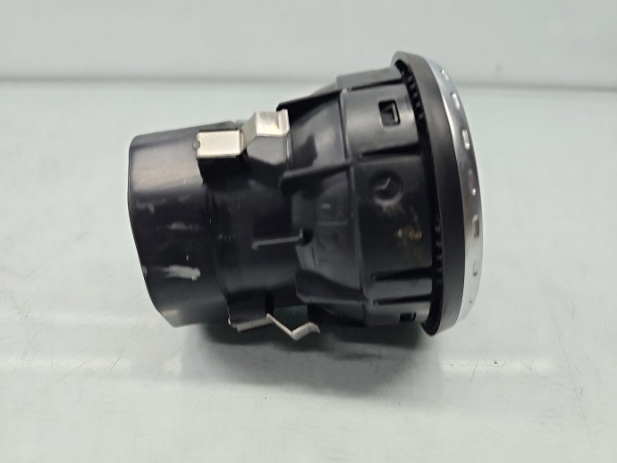 Grila aerisire centrala Mercedes Clasa GLA (X156) [Fabr 2013-prezent] A1568300054