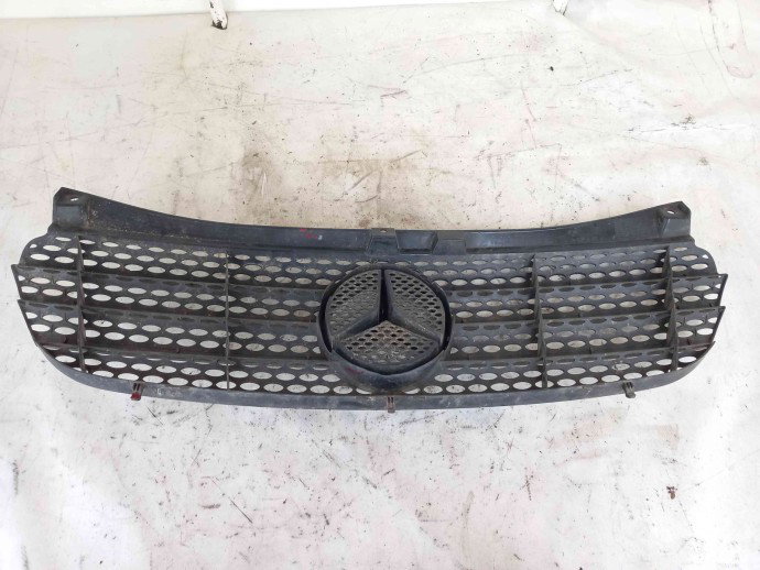 Grila bara fata A6398800185 Mercedes Sprinter 3.5-t (906) [Fabr 2006-2013] 2.2 DIESEL
