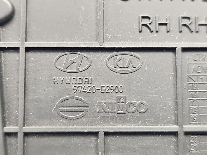 Grila aerisire centrala dreapta Hyundai Ioniq [Fabr 2016-2025] 97420-G2900