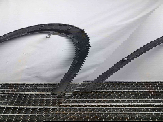 Ornament aripa stanga fata Nissan Juke [Fabr 2010-2014] Hatchback 63861-1KA6A