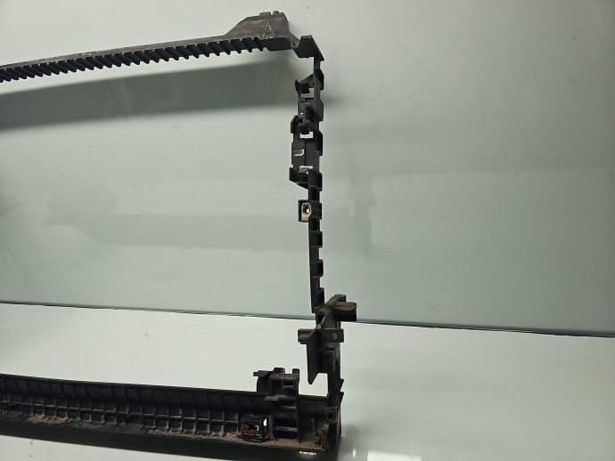 Suport radiator Jaguar XE (X760) [Fabr 2016-2025] Sedan OEM