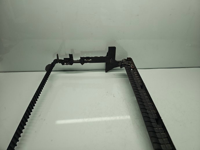 Suport radiator Jaguar XE (X760) [Fabr 2016-2025] Sedan OEM