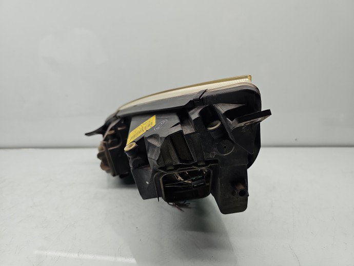 Far dreapta MITSUBISHI Colt [Fabr 2002-2013] MR957354