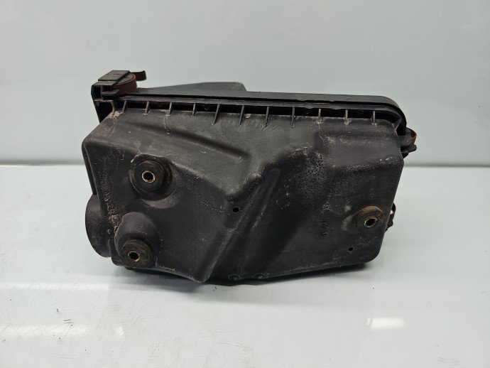 Carcasa filtru aer Toyota Avensis II (T25) [Fabr 2002-2008] OEM 2.0 1CD-FTV 85KW / 116CP