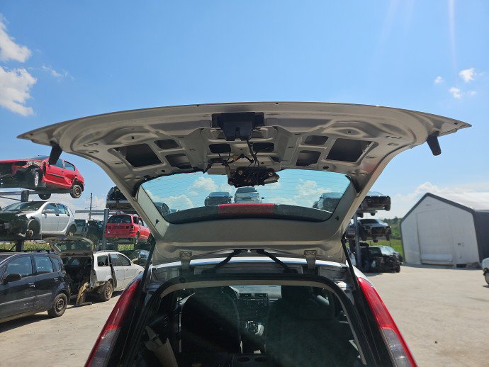 Haion Ford Focus C-Max [Fabr 2003-2007] Hatchback Moondust Silver