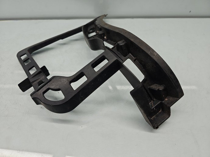 Suport bara dreapta spate Volkswagen Passat B7 (362) [Fabr 2010-2014] Sedan Facelift 3AE807378