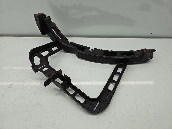 Suport bara dreapta spate Volkswagen Passat B7 (362) [Fabr 2010-2014] Sedan Facelift 3AE807378