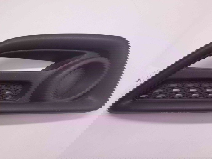 Grila bara fata 620742386R Ford Fiesta 5 [Fabr 2001-2010]