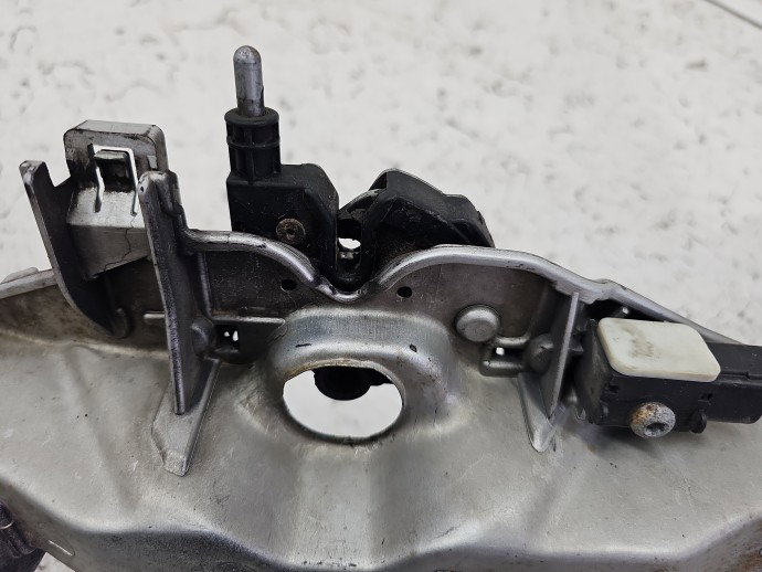 Trager Ford Focus C-Max [Fabr 2003-2007] Hatchback 3M51-8B041-AU