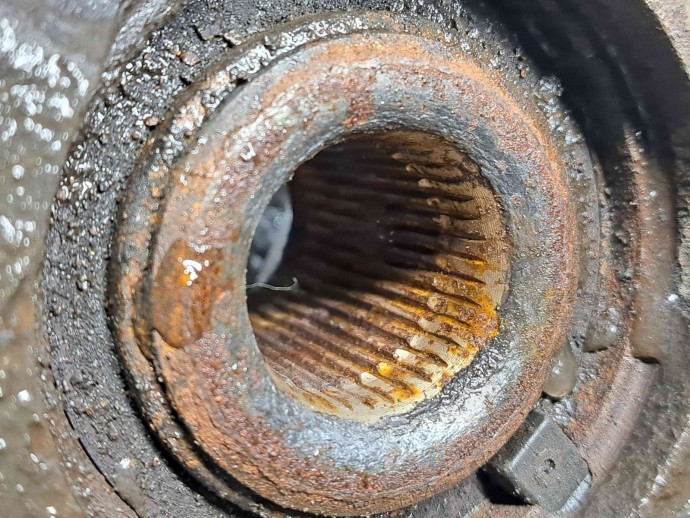 Fuzeta fata dreapta Skoda Fabia 2 Combi (5J, 545) [Fabr 2007-2014] OEM 1.9 TDI BSW 1.9 TDI BSW 77KW / 105CP