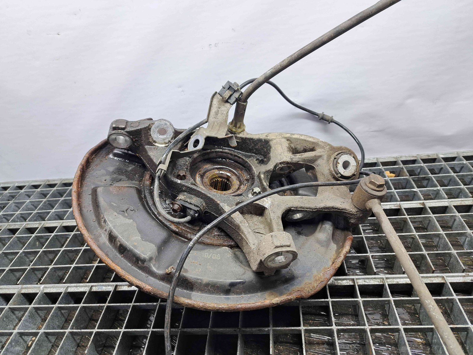 Fuzeta spate stanga Mercedes Clasa E (W211) [Fabr 2002-2009] OEM 3.0 CDI 642920 3.0 CDI 642920 165KW / 224CP - imagine 3