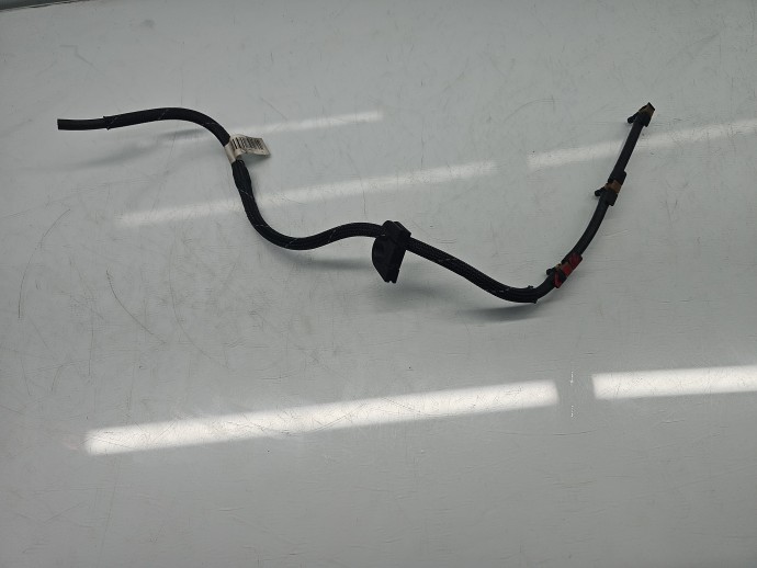 Conducta retur injectoare Bmw 1 (F20) [Fabr 2011-2017] 8583460 1.5 Benz B37D10 85KW / 116CP
