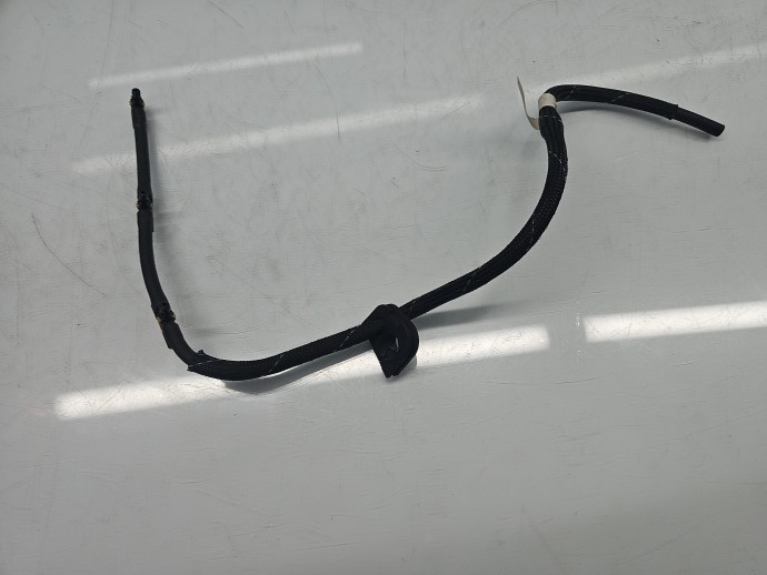 Conducta retur injectoare Bmw 1 (F20) [Fabr 2011-2017] 8583460 1.5 Benz B37D10 85KW / 116CP