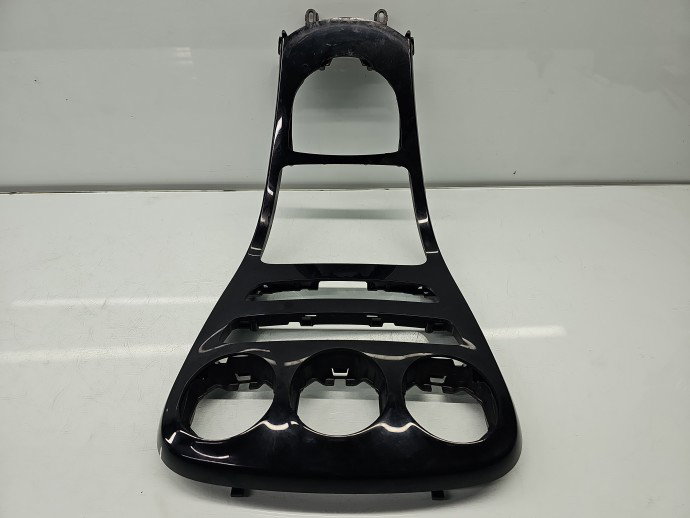 Consola centrala Mercedes Clasa C (W205) [Fabr 2014-prezent] A2056803208