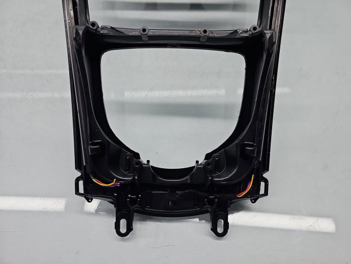 Consola centrala Mercedes Clasa C (W205) [Fabr 2014-prezent] A2056803208