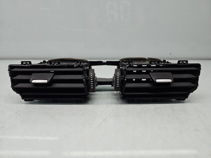 Grila aerisire centrala Bmw X1 (F48) [Fabr 2016-2022] 9292741