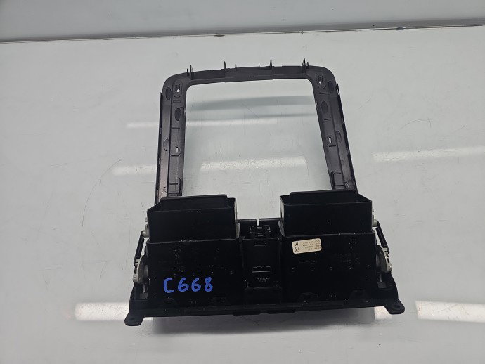 Grila aerisire centrala Volkswagen Touran (1T3) [Fabr 2010-2015] 1T2819728F