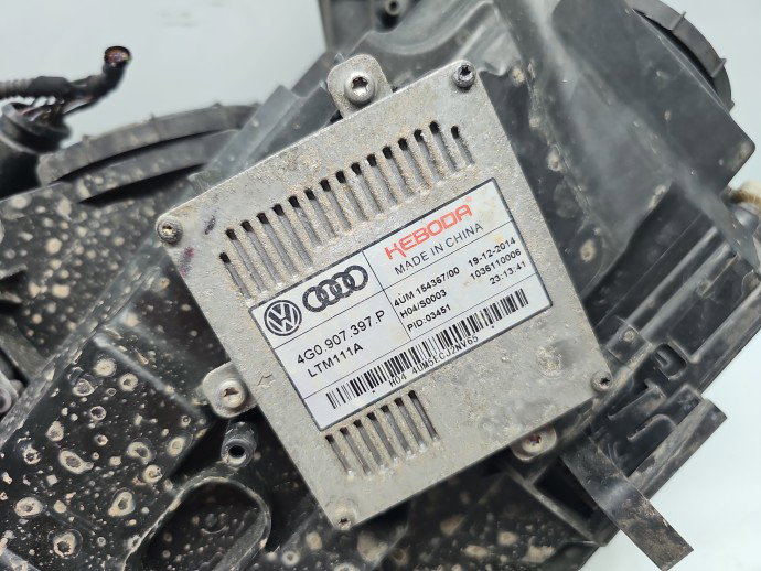 Far dreapta AUDI A3 (8V1) [Fabr 2012-prezent] Hatchback S-line, Quattro 8V0941006A
