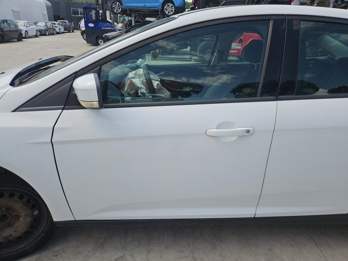 Usa stanga fata Ford Focus 3 [Fabr 2010-2018] Berlina Frozen White