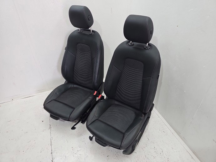Set scaune cu bancheta piele Mercedes Clasa A (W177) [Fabr 2019-2024] OEM