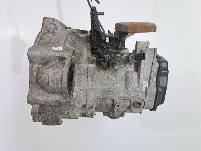 Cutie viteze manuala 5 trepte Volkswagen Golf 6 (5K1) [Fabr 2009-2013] 1.6 TDI CAYC LHW 77KW / 105CP