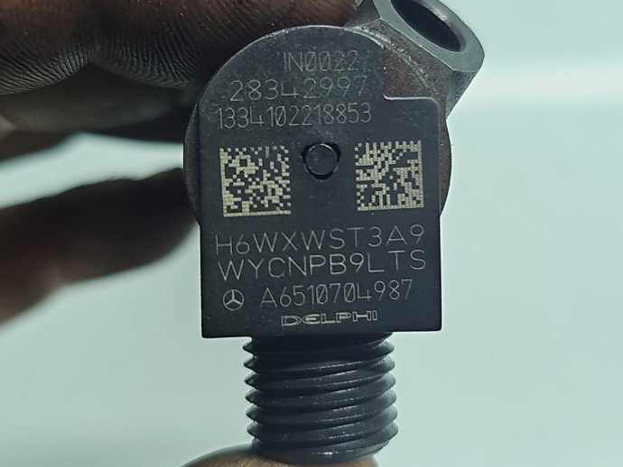 Injector Mercedes Vito Autobus (W639) [Fabr 2003-2014] A6510704987 2.2 CDI 651940 70KW / 95CP