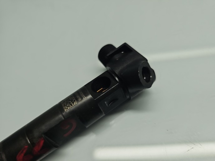 Injector Mercedes Vito Autobus (W639) [Fabr 2003-2014] A6510704987 2.2 CDI 651940 70KW / 95CP