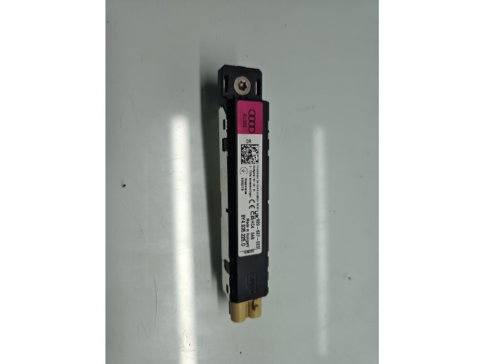 Amplificator antena AUDI A3 (8YF) [Fabr 2020-2026] 8Y4035225D