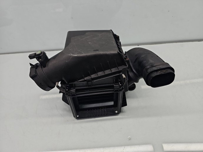 Carcasa filtru aer Mercedes Clasa A (W176) [Fabr 2012-2018] A6450900001 1.8 CDI 651901 80KW / 109CP