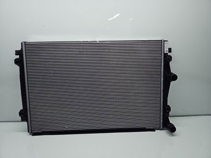Radiator apa AUDI A3 (8YF) [Fabr 2020-2026] 5Q0121251GR 1.5 TSI DXDE 85KW / 116CP