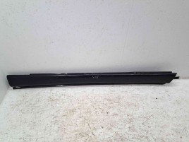 Prag lateral dreapta Mercedes Clasa ML (W163) [Fabr 1998-2005] 1636900240