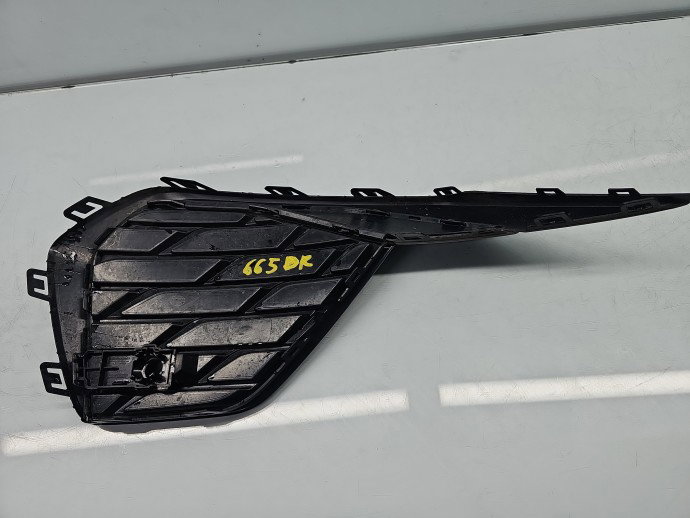 Grila proiector dreapta AUDI A3 (8YF) [Fabr 2020-2026] Sportback S-line 8Y0807682H