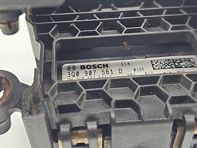 Senzor radar distronic Volkswagen Passat B8 (3G2) [Fabr 2015-prezent] 3Q0907561D