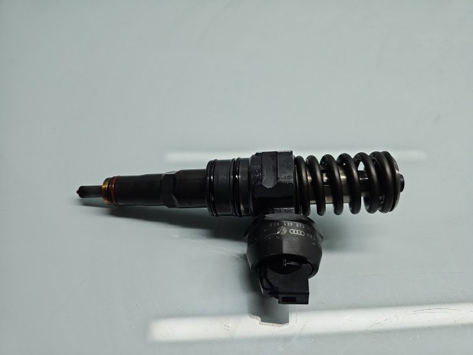 Injector Volkswagen Passat B6 (3C2) [Fabr 2005-2010] 038130083AG 1.9 TDI BKC 77KW / 105CP