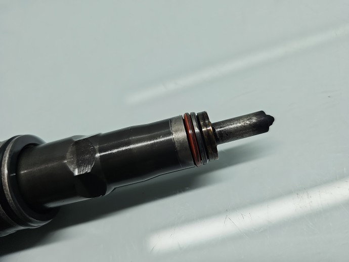 Injector Volkswagen Passat B6 (3C2) [Fabr 2005-2010] 038130083AG 1.9 TDI BKC 77KW / 105CP