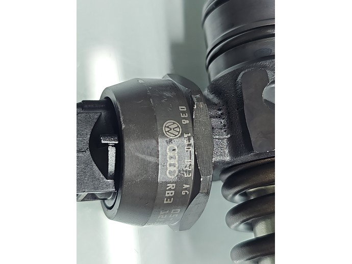 Injector Volkswagen Passat B6 (3C2) [Fabr 2005-2010] 038130083AG 1.9 TDI BKC 77KW / 105CP