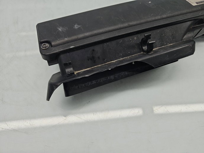 Difuzor captare aer Volkswagen Passat B8 (3G2) [Fabr 2015-prezent] Sedan O5OF010008A