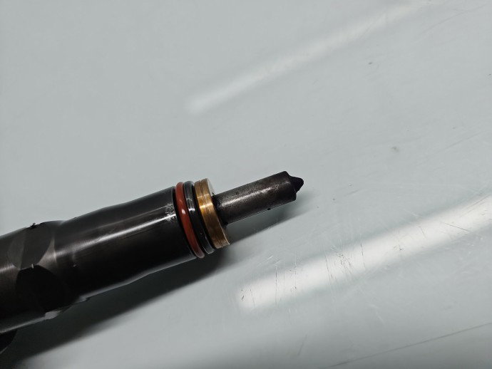 Injector Volkswagen Golf 5 (1K1) [Fabr 2004-2008] 038130083AG 1.9 TDI BKC 77KW / 105CP