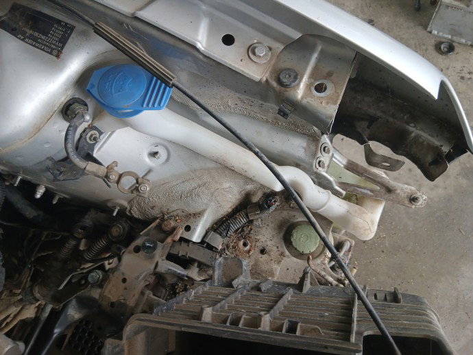 Vas lichid parbriz Volkswagen Polo (9N) [Fabr 2001-2008] OEM