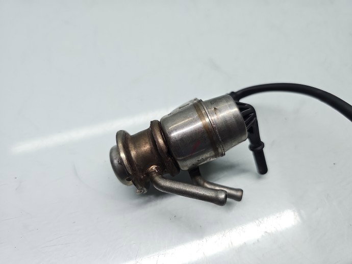 Injector Adblue Volkswagen Passat B8 (3G2) [Fabr 2015-prezent] 04L131113P 2.0 TDI DFGA 110KW / 150CP