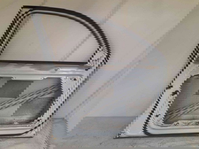 Usa stanga fata LA7W Volkswagen Passat Variant B6 (3C5) [Fabr 2005-2010]