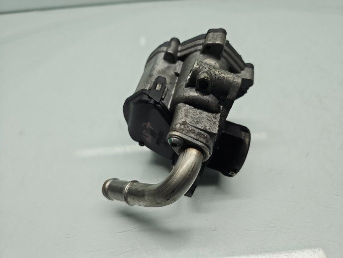 Supapa EGR Volkswagen Tiguan II (AD1, AX1) [Fabr 2016-2018] 04L131501R 2.0 TDI DFGA 110KW / 150CP
