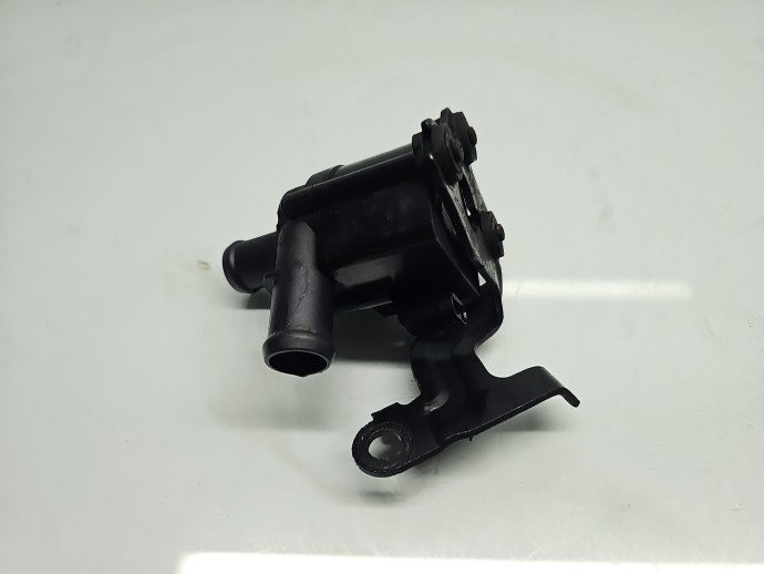 Pompa recirculare apa AUDI A3 (8V1) [Fabr 2012-prezent] 5G0965561B 1.6 TDI CRKB 81KW / 110CP