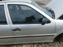 Usa dreapta fata Volkswagen Polo 1.2 benz OEM 1995-2000