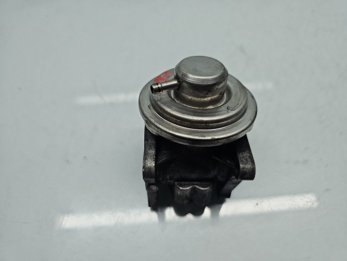 Supapa EGR AUDI A3 (8P1) [Fabr 2003-2012] 038129637D 2.0 TDI BKD 103KW / 140CP