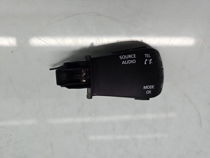 Comenzi volan Dacia Duster 2 [Fabr 2017-2023] OEM